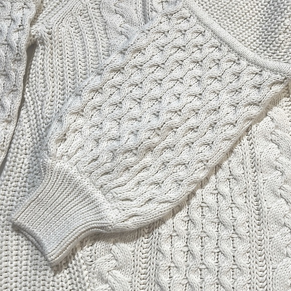 NWOT Joie Emera Turtleneck - Picture 9 of 15